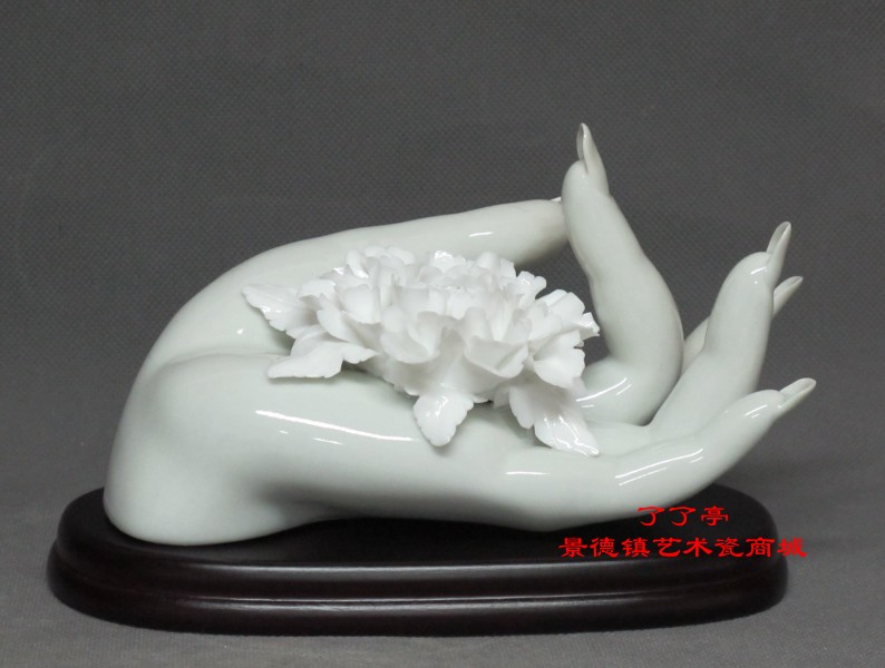 《福寿富贵》雕塑·刘远长(中国工艺美术大师)